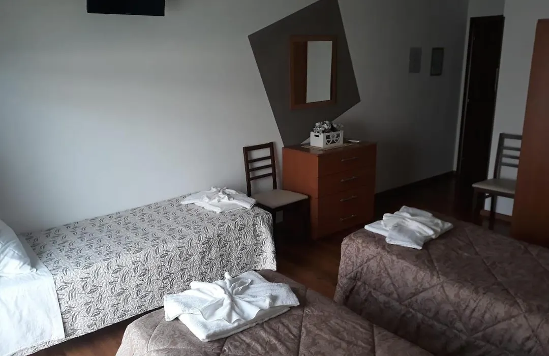 Adams Rooms - Affittacamere-1